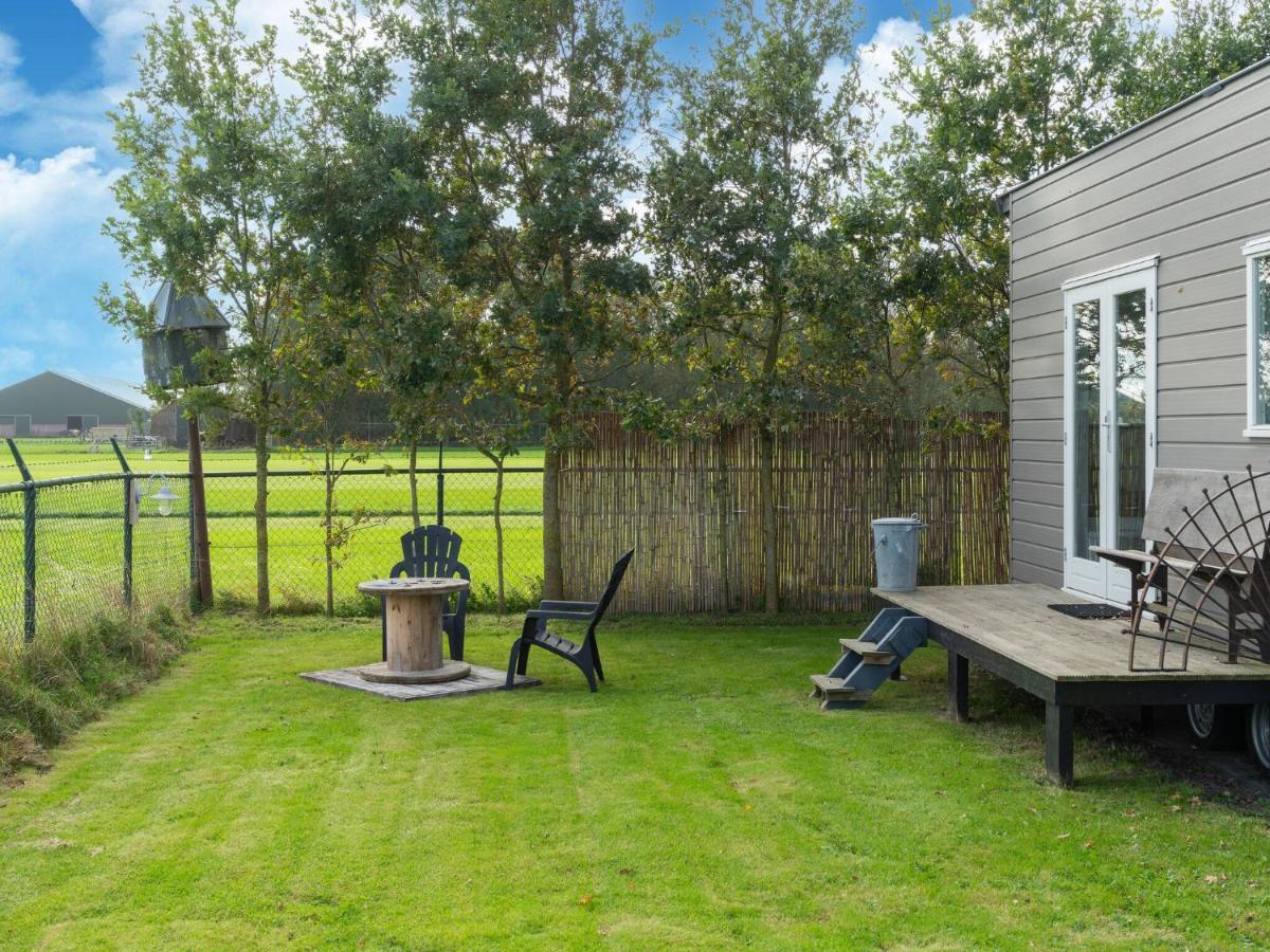 Holiday Home In Burgerbrug Near The Beach Exterior photo