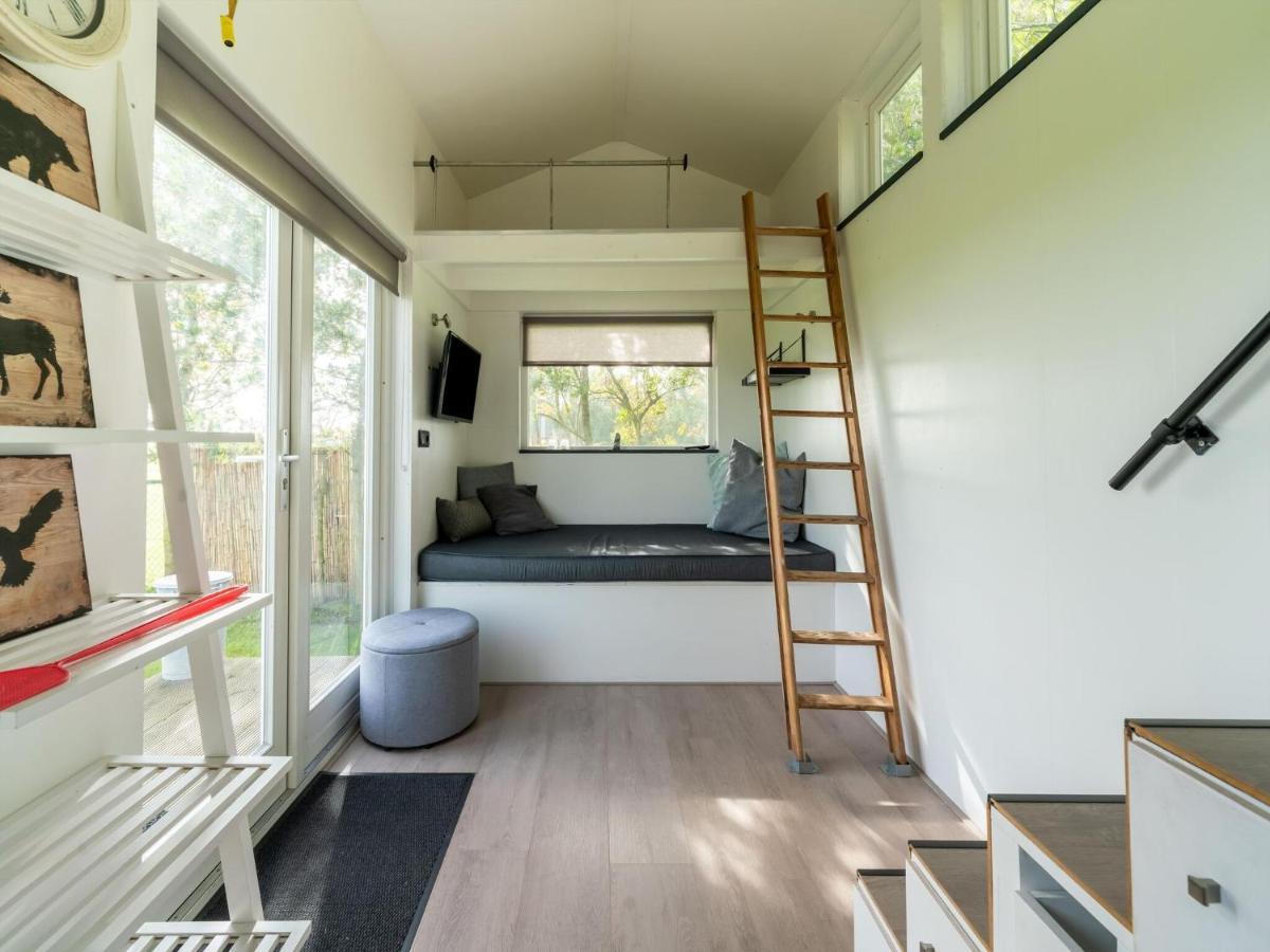 Holiday Home In Burgerbrug Near The Beach Exterior photo